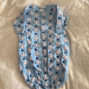 Baby steps baseball printed nightgown for newborns